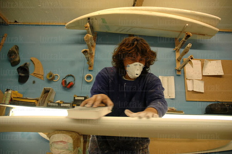 08RT0191-Frabricación Tablas Surf. Anglet, Lapurdi, Francia