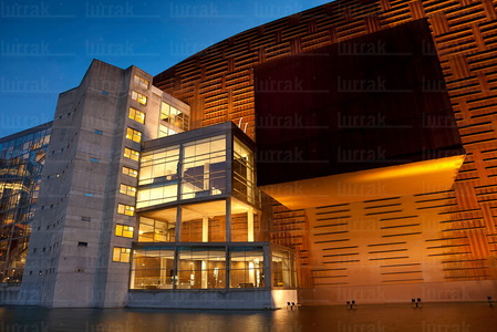 011FJG_0104-Palacio Euskalduna. Bilbao, Bizkaia, Euskadi