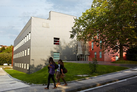 011PXE_0681-Universidad del País Vasco. UPV-EHU. Donostia, Gipu