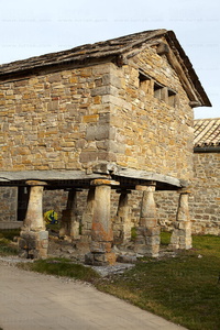 012MDR_0474-Hórreo de Santa FÈ. Epároz, Navarra
