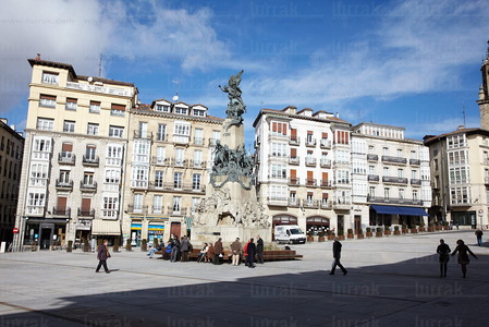 09246-Plaza-Virgen-Blanca-Vitoria-Álava-Euskadi