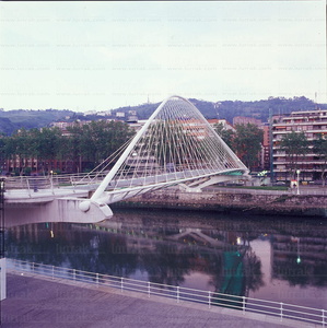 10009-Puente-Zubi-Zuri-Bilbao-Bizkaia-Euskadi
