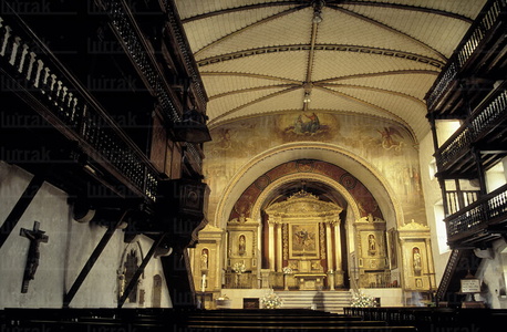 01331-Interior-Iglesia-Sara-Lapurdi