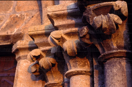 01354-Capiteles. Colegiata de Roncesvalles, Navarra