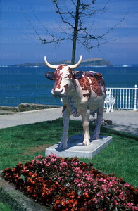 01506-Escultura-Vaca