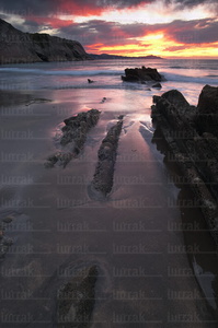 02791-Playa de Itzurun. Flysch. Zumaia, Gipuzkoa, Euskadi