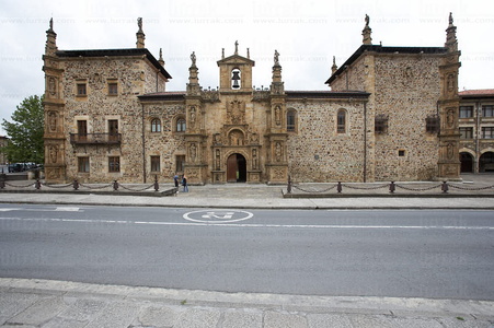 03815-Fachada-Universidad-Sancti-Spiritu-Oñati-Gipuzkoa-Euskadi