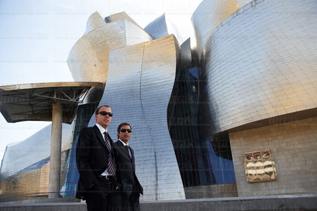 04098-Ejecutivos-Museo-Guggenheim-Bilbao-Bizkaia-Euskadi