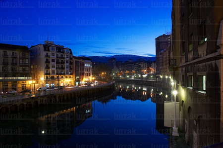 04154-Anochecer-Ría-Bilbao-Bizkaia-Euskadi