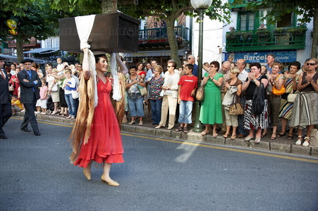 05562-Baile de la Kutxa Hondarribia, Gipuzkoa, Euskadi