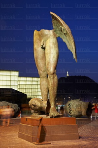 06327-Esculturas en el Paseo de la Zurriola. San Sebastián, Gip