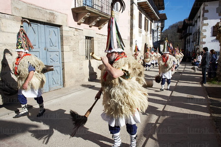 06395-Carnavales de Ituren. Navarra