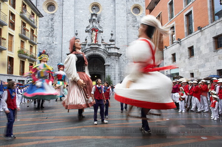 06521-Gigantes danzando. Fiestas de San Juan. Tolosa, Gipuzkoa, Euskadi