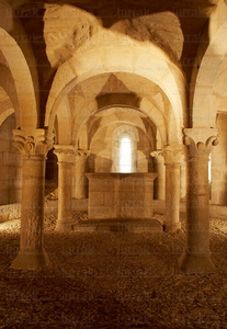 07063-Cripta románica.  Iglesia de San Martín de Tours. San Ma