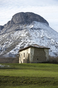 07145-Monte Ungino. Sierra Salbada. Aguñiga , Alava, Euskadi