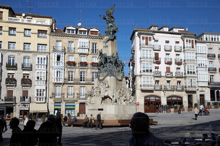 07670-Plaza de La Virgen Blanca. Vitoria, Alava, Euskadi
