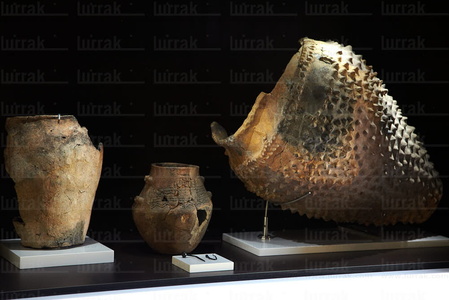 08555-Vasijas de la Edad de Bronce. BIBAT. Museo de Arqueología