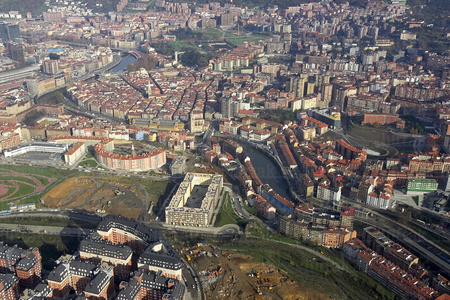08PJP061-Vista Aerea de la ciudad de Bilbao, Bizkaia, Euskadi