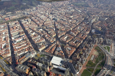 08PJP067-Vista Aerea de la ciudad de Bilbao, Bizkaia, Euskadi