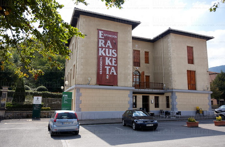 09PXE_331-Museo del Nacionalismo. Artea, Bizkaia, Euskadi