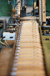 09PXE_630-Cadena de montaje en una fábrica. Gipuzkoa, Euskadi
