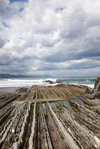 09PXE_702-Playa de Itzurun. Flysch. Zumaia, Gipuzkoa, Euskadi