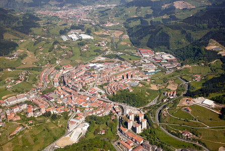 09PXE_824-Vista aérea de Azkoitia, Gipuzkoa, Euskadi