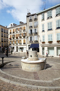 09PXE_976-Plaza Pasteur. Bayona, Lapurdi, Francia