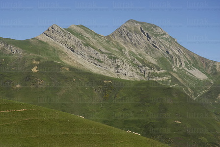 010RT_0039-Monte Ohry. Pirineos, Navarra