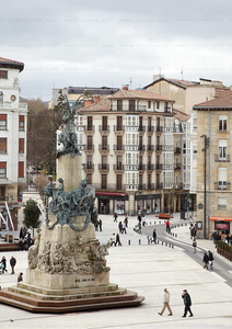09273-Plaza-Virgen-Blanca-Monumento-Vitoria-Álava-Euskadi
