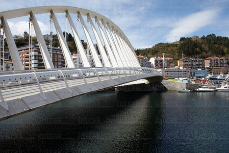 09608-Itsas-Aurre-Calatrava-Ondárroa-Bizkaia-Euskadi