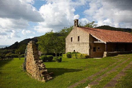 09695-Muro-Casa-Seroral-Orio-Gipuzkoa-Euskadi