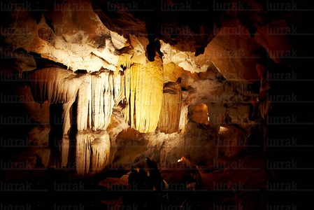 09763-Cueva-Ikaburu-Urdax-Navarra