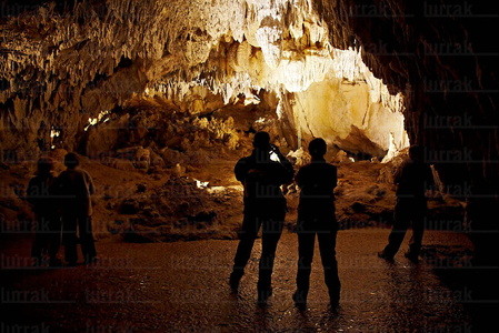 09770-Cueva-Ikaburu-Urdax-Navarra