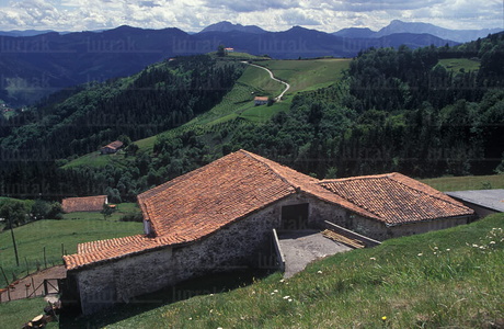 00513-Caserío-Valle-Lastur