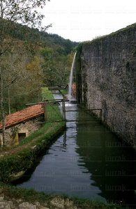 00561-Canal-Ferrería-Agorregi-Aia-Gipuzkoa-Euskadi