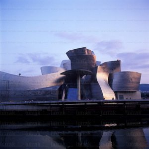 10044-Museo-Guggenheim-Bizkaia-Bilbao