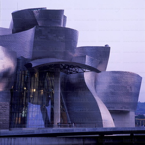10046-Museo-Guggenheim-Bilbao