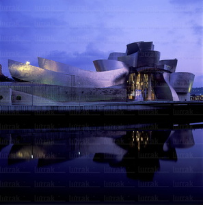10047-Museo-Guggenheim-Bilbao