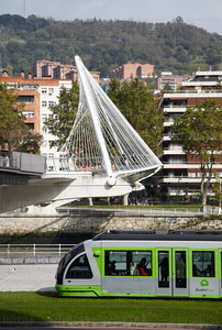 10226-Tranvia-Zubi-Zuri-Bilbao-Bizkaia-Euskadi