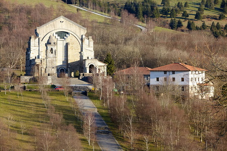 10751-Santuario-Urkiola-Bizkaia-Euskadi