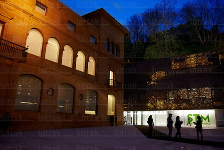 10865-Exterior-Noche-Museo-San-Telmo-San-Sebastián-Gipuzkoa-Eus