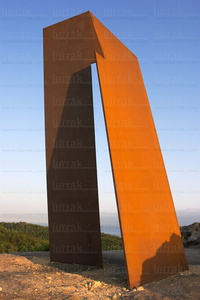 02757-Atalaya, escultura. Hondarribia, Gipuzkoa, Euskadi