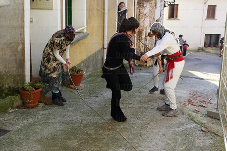 Chica y Mamuxarro Carnaval de Unanu, Navarra