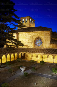 03791-Vertical-Iglesia-San-Pedro-De-La-Rúa-Estella-Navarra