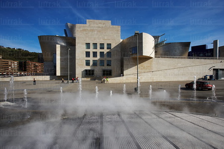 04096-Exterior-Museo-Guggenheim-Bilbao-Bizkaia-Euskadi