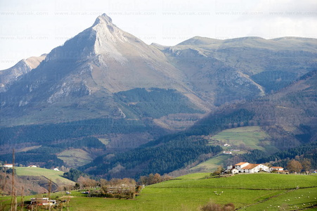 05436-Monte Txindoki. Sierra de Aralar. Gipuzkoa, Euskadi