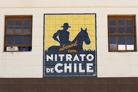 06019 -Publicidad antigua con mosaico de Nitrato de Chile. Berne