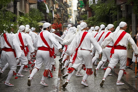 06536-Bordon dantza, fiestas de San Juan. Tolosa, Gipuzkoa, Euskadi