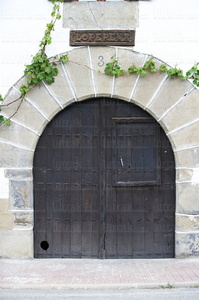 06668-Puerta típica. Urdaitz, Navarra